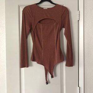 Lane 201 Rust bodysuit with cutout. Perfect for Fall 🍂🍁